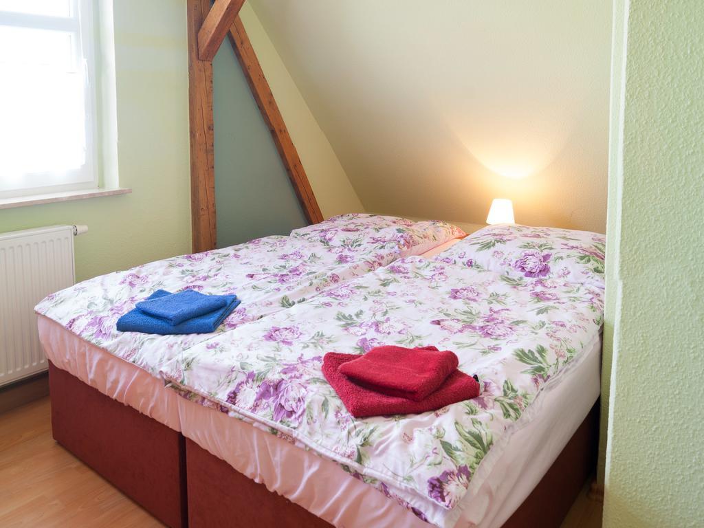 Ferienwohnung Knoth Алтенбург Екстериор снимка