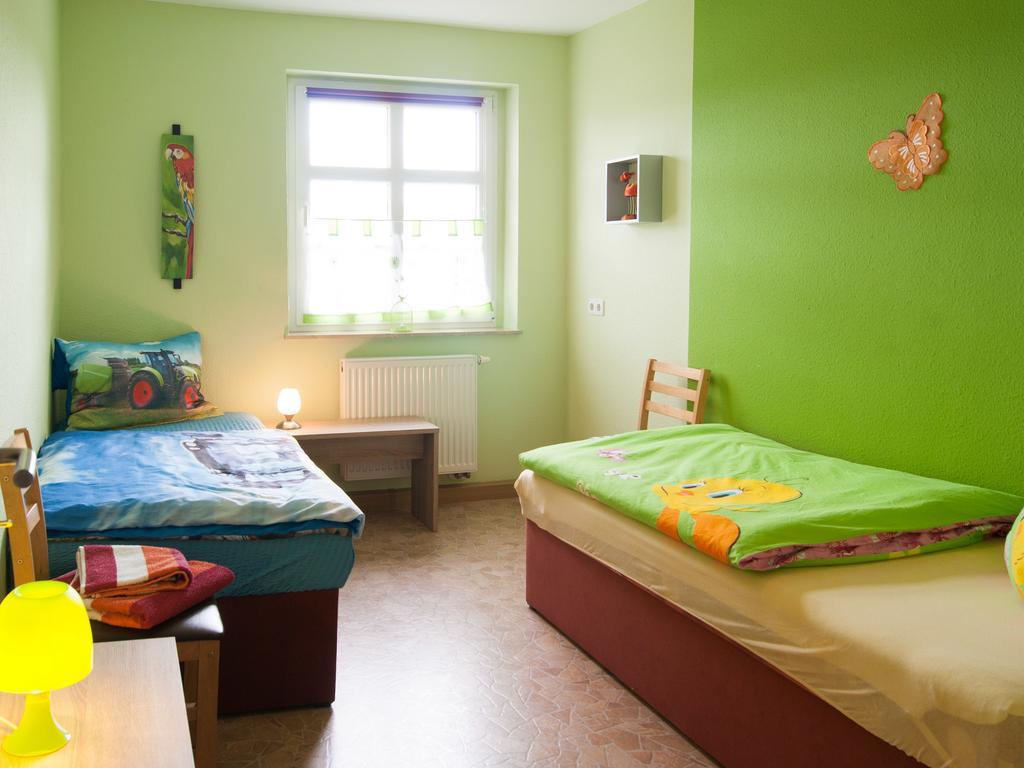 Ferienwohnung Knoth Алтенбург Екстериор снимка