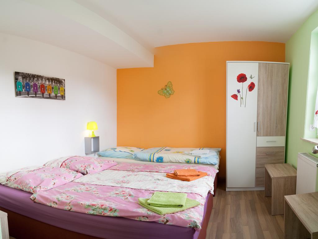 Ferienwohnung Knoth Алтенбург Екстериор снимка